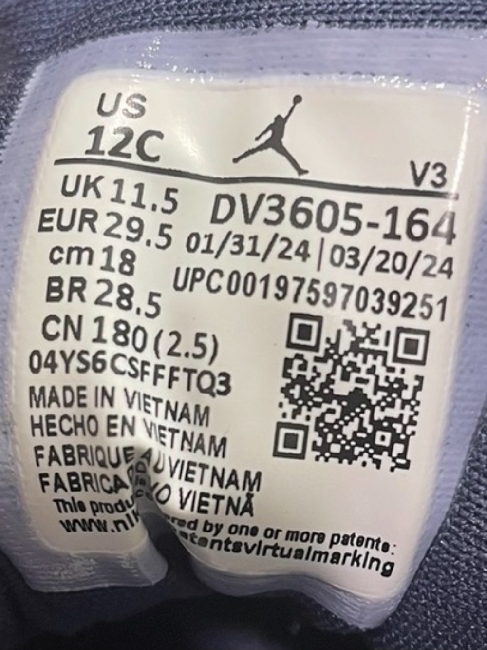 EUC Jordan Kids Navy and White High-Top Sneakers Size 12c - Picture 12 of 13